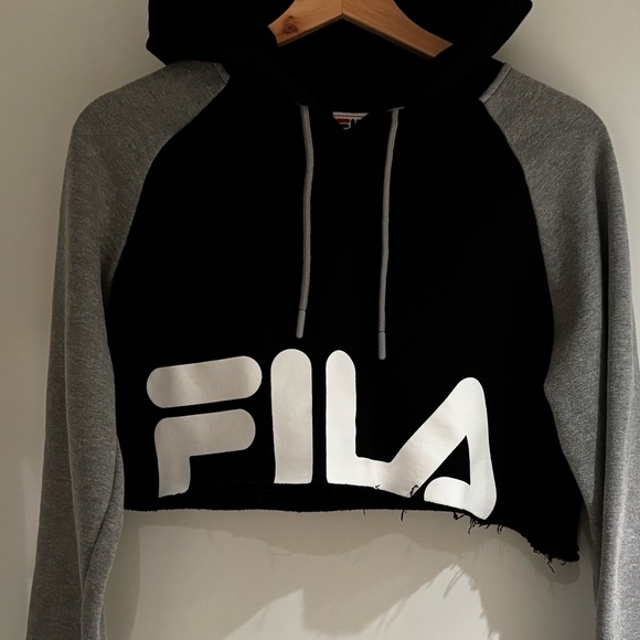FILA Luciana Crop Cutoff Hoodie - Picture 7 of 13